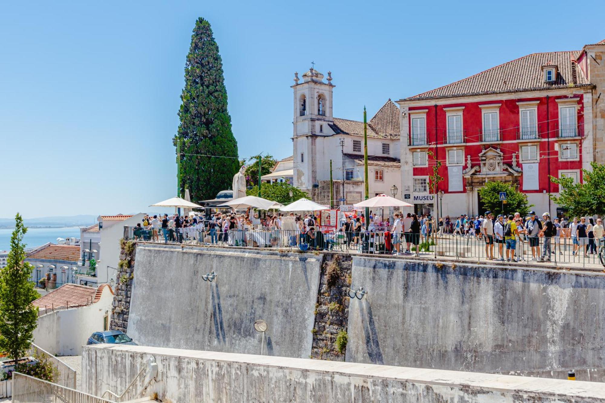 Visitlisbon4Fun: Alfama II Apartment Bagian luar foto