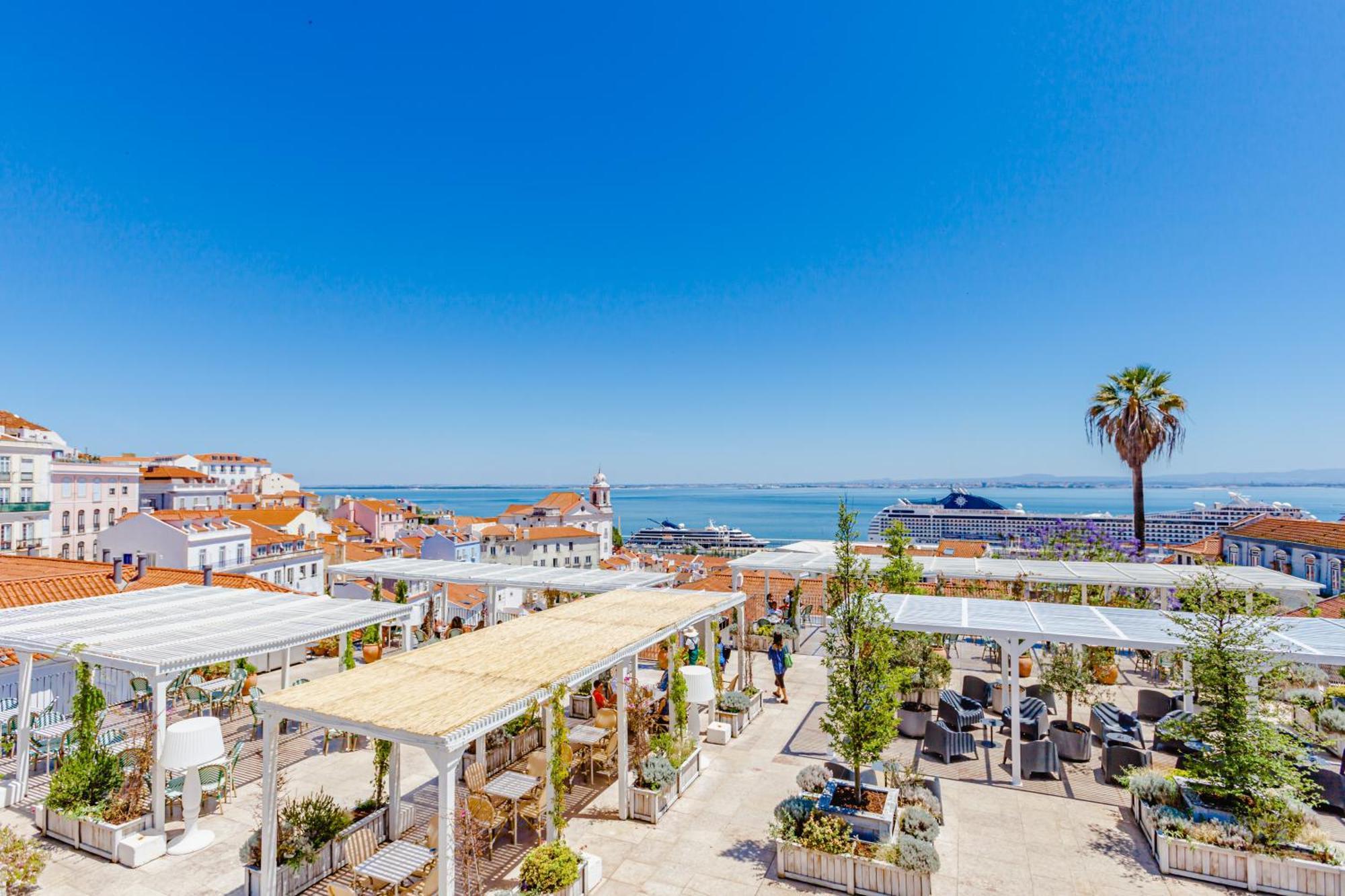 Visitlisbon4Fun: Alfama II Apartment Bagian luar foto